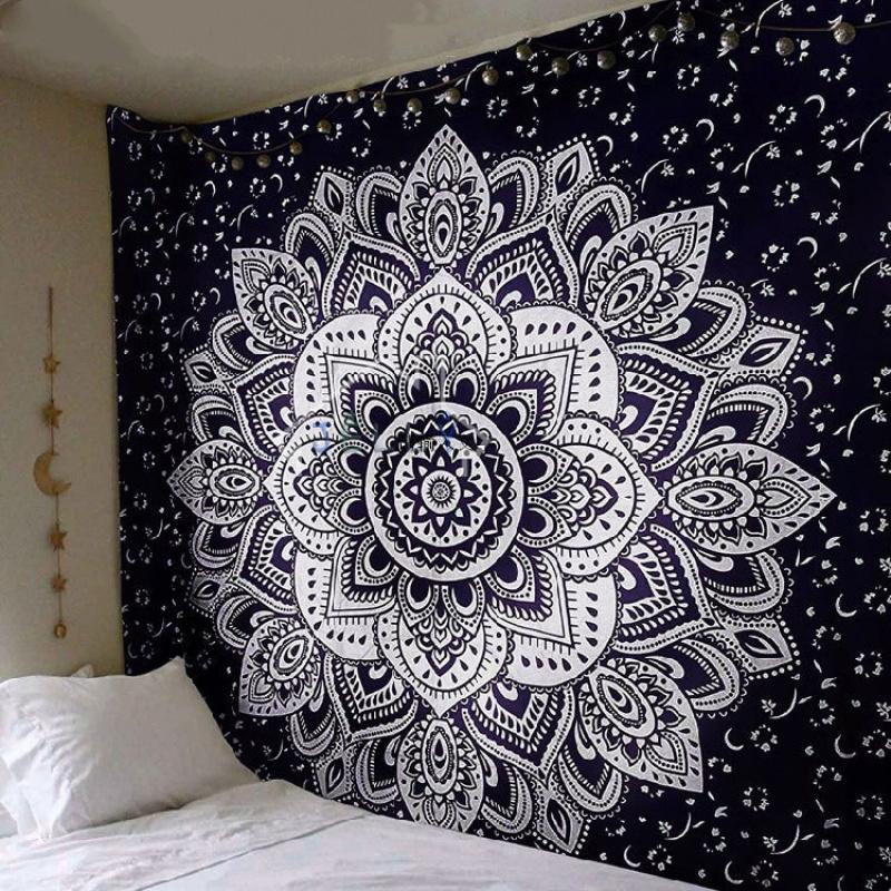 VIKAMA Vintage Mandala Tapestry Wall Hanging for Living Room Bedroom Dormitory Easy Hanging Home Decor Artistic Bohemian Design