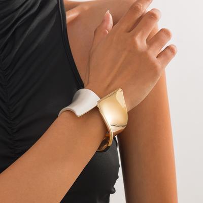 Exaggerated Glossy Irregular Geometric Bracelet Design Alloy Bracelet Opening Fashion Simple Ins Style Senior Sense of Light Luxury Women's Bracelet