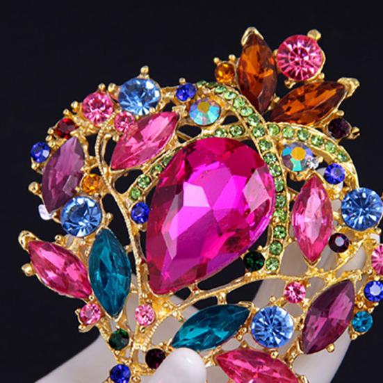 Brooch Gorgeous Luxury Flower Pattern Flower Shape Shawl Clip for Party