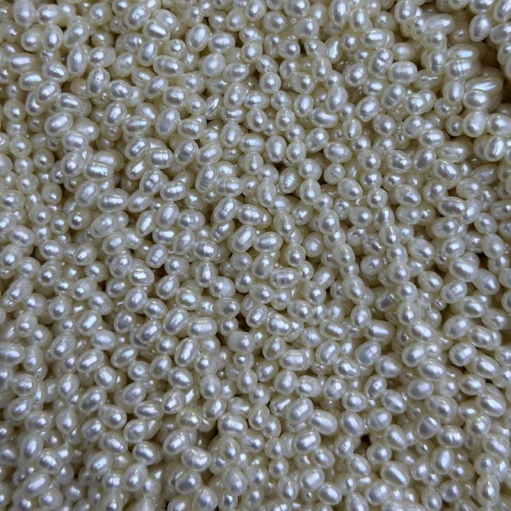 **Dream Intertwined Jewelry: 4-5mm Wheat Ear Pearls, Minor Flaws, Natural Freshwater Semi-finished for DIY**