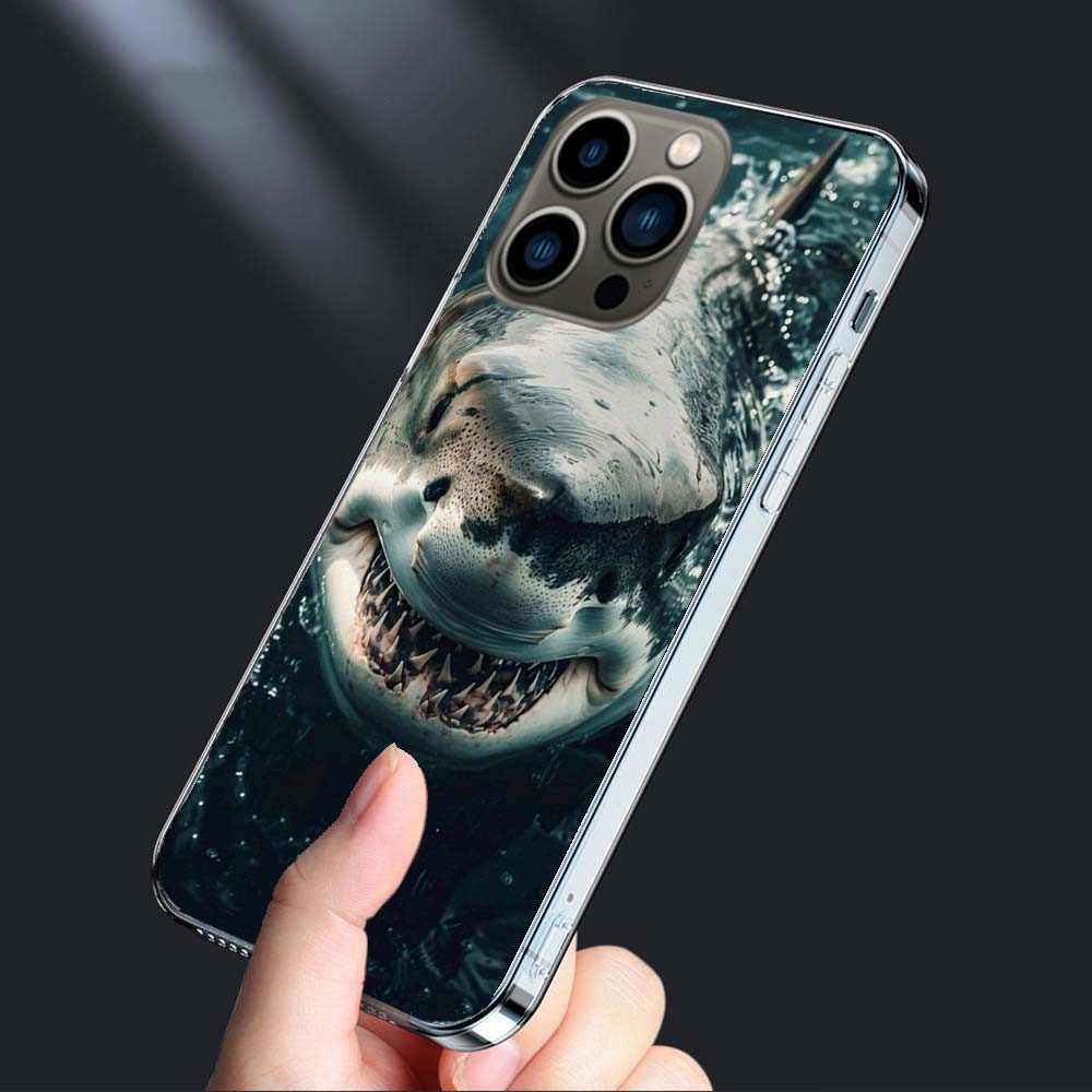 The Mouth of the Deep Sea Evil Shark Phone Case For Iphone 16E 15 Pro 14 Plus 17E 16 17 Pro Max Air 11 12 13 Mini Shockproof