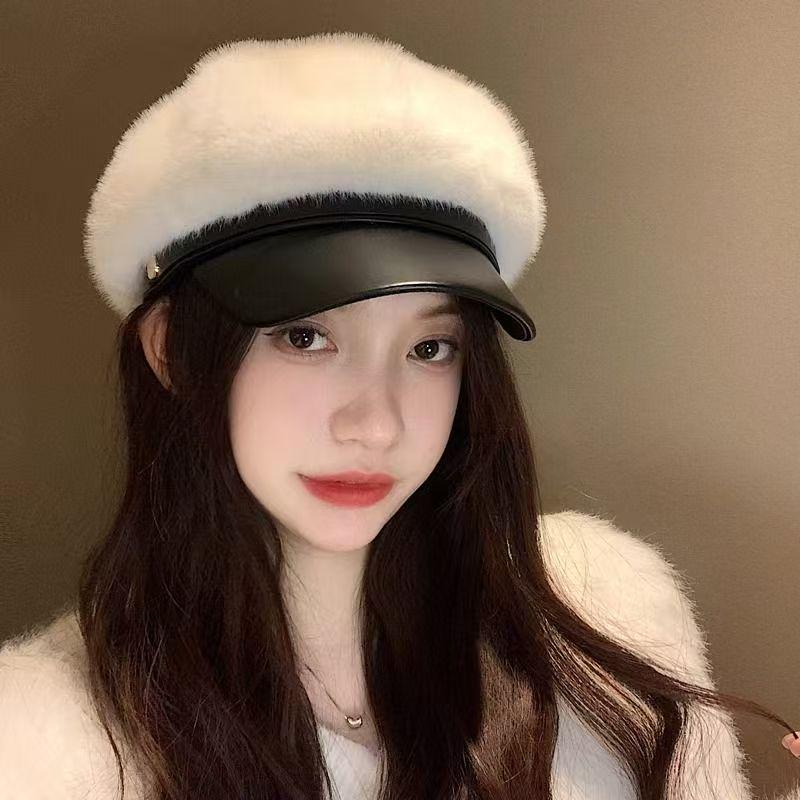Women's Trendy Plush Fur Beret - Warm Autumn/Winter Eight-Panel Hat, Stylish and Versatile for a Petite Look