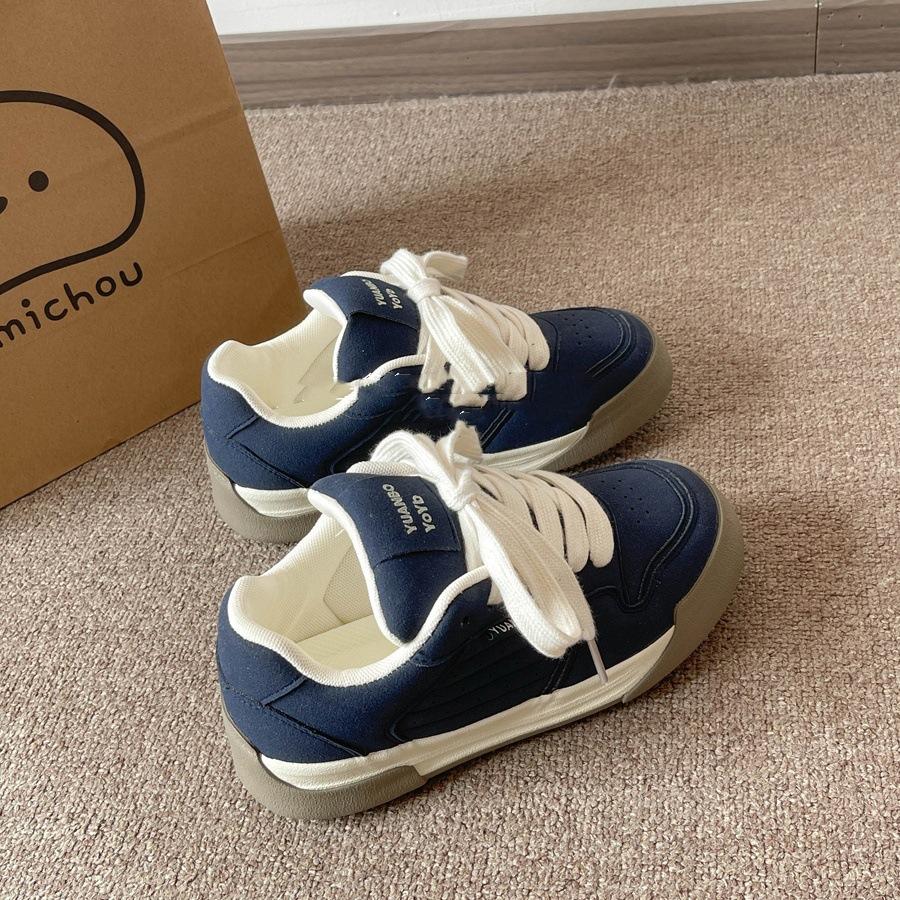 Korean chic versatile fashion white shoes thick baseplate shoes women's 2025 new spring casual shoes bread shoes