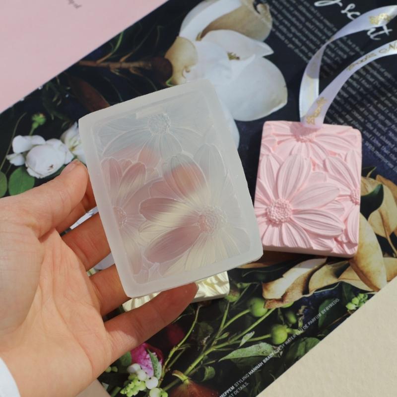 Listing Mold Gypsum Diffuser Stone DIY Mold Silicone Resin Mold Soap Mold Flower Leaf Pendant Making Silicone Mold