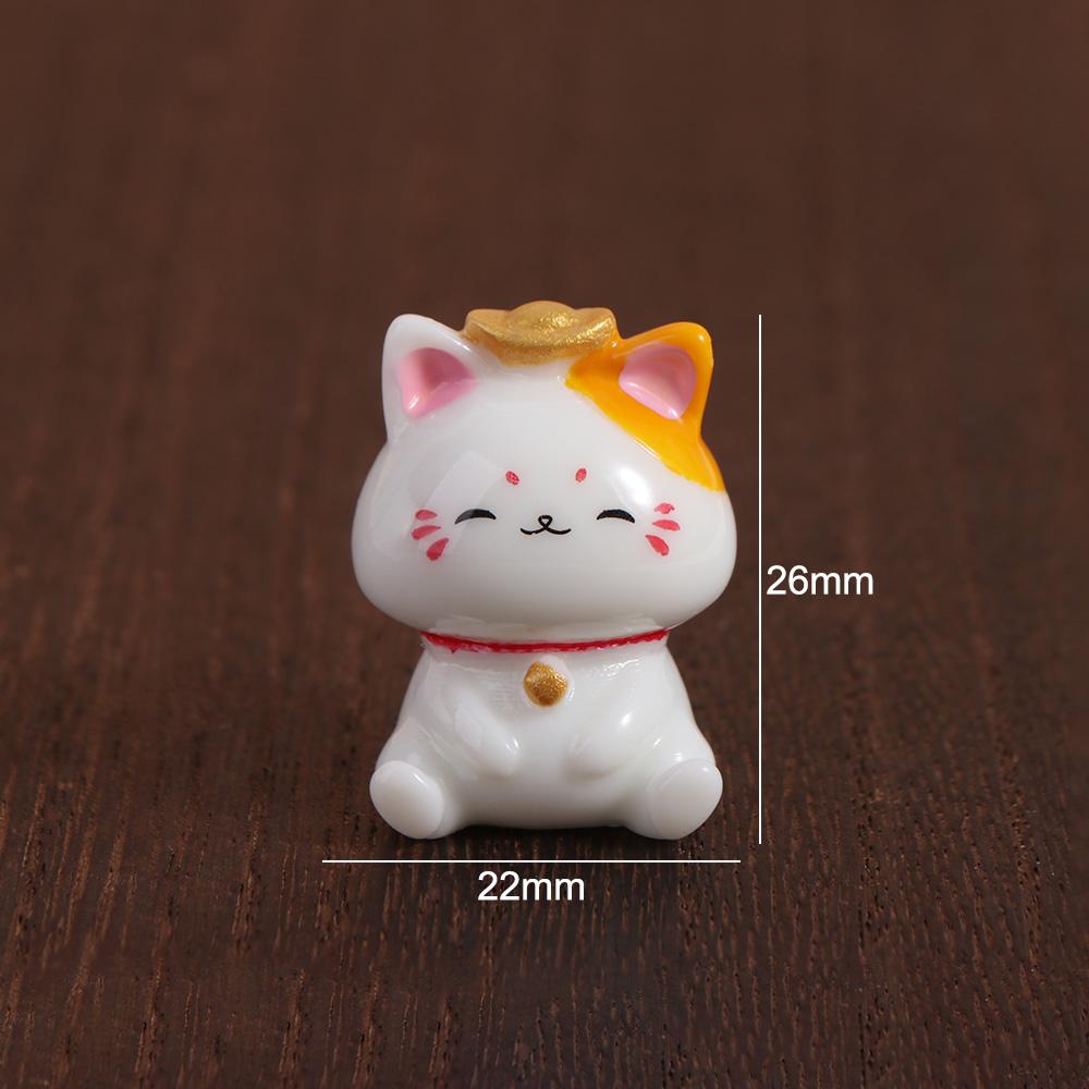 Realistic Lucky Cat Car Ornaments Cute Cat Micro Landscape Ornament  Automotive Interior