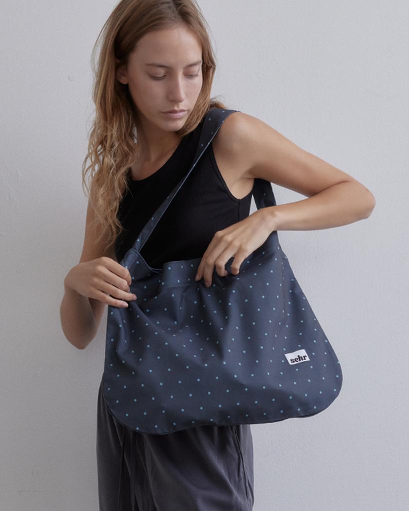 Sehr New Dot Easy Bag (Charcoal)