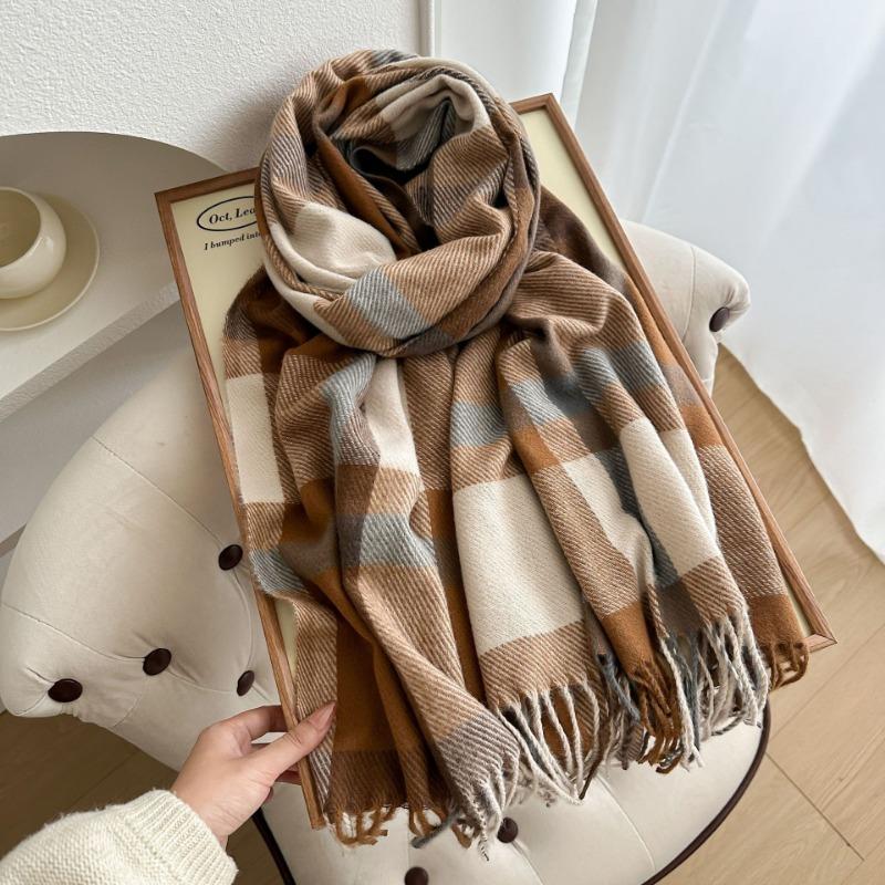 Contrasting color plaid scarf women's winter atmosphere thickened and kept warm imitation cashmere shawl versatile new model