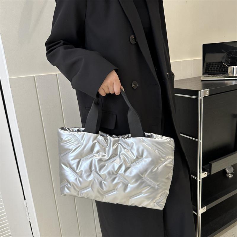 Stylish Versatile Large Capacity Tote Bag For Women In Black Gold Silver Red Green