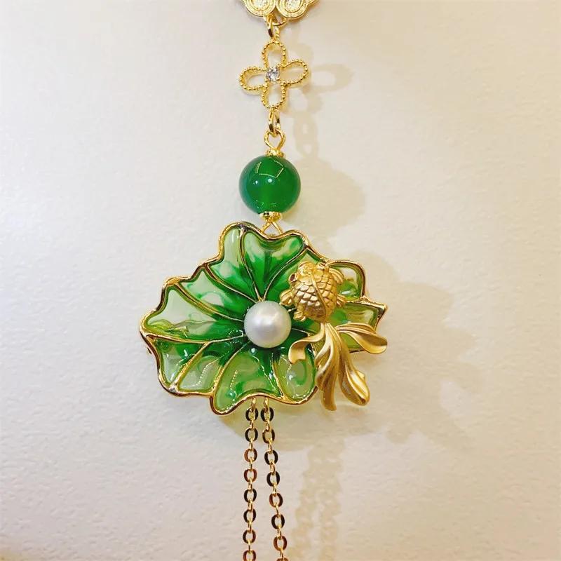 Originale Lotusblatt-Perle exquisite Goldfisch-Quaste frisches Grün langer Anhänger natürliche Hotan-Jade Broschen für Damen Hanfu Schmuck