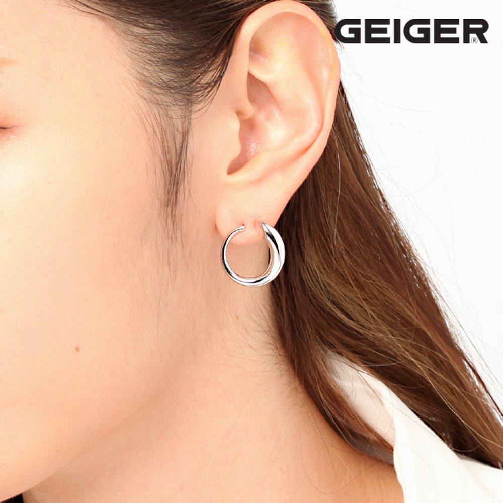 [Geiger] Circle-cut silver earrings Gisvee050