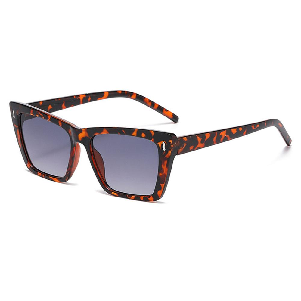 JYL TS Sunglasses UV Cat Eye Rivet Fashion Show/24004