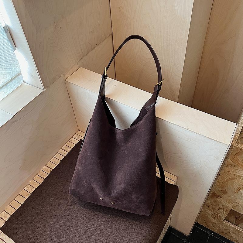 

Vintage matte tote bucket bag niche trend commuting lazy wind simple shoulder oblique span bag