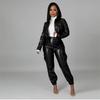 Zweiteiliger Damen-Trainingsanzug aus PU-Leder mit Reverskragen, Cropped-Jacke, elastischem Bund, Cargojogginghose, einfarbiges Leder-Passform-Set