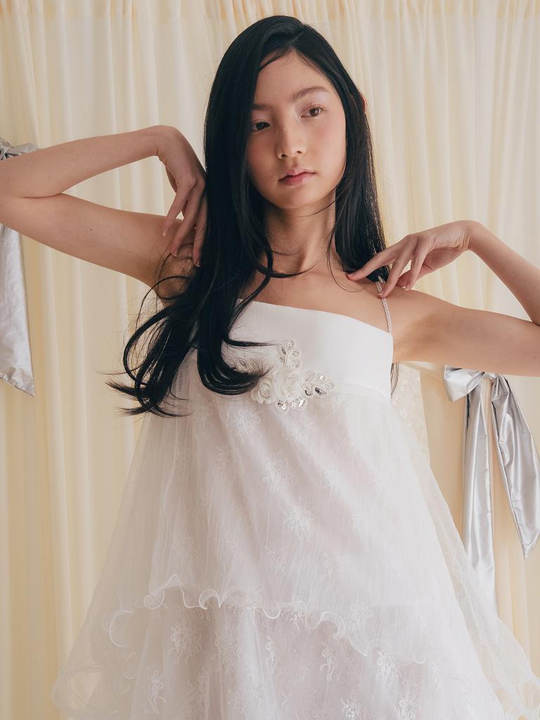 Ganiesong Bridal Wave To Moon Dress_White