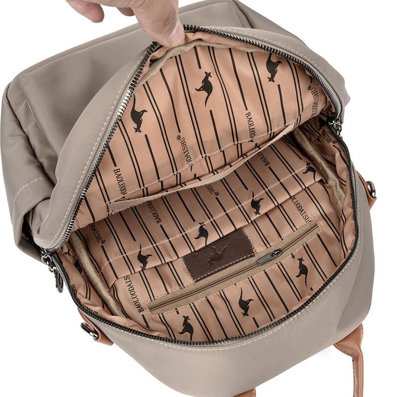 Minimalist Casual Travel Bag Large Capacity Fashionable Commuter Backpack Multi-Compartment Book Bag Dual-Shoulder Backpack