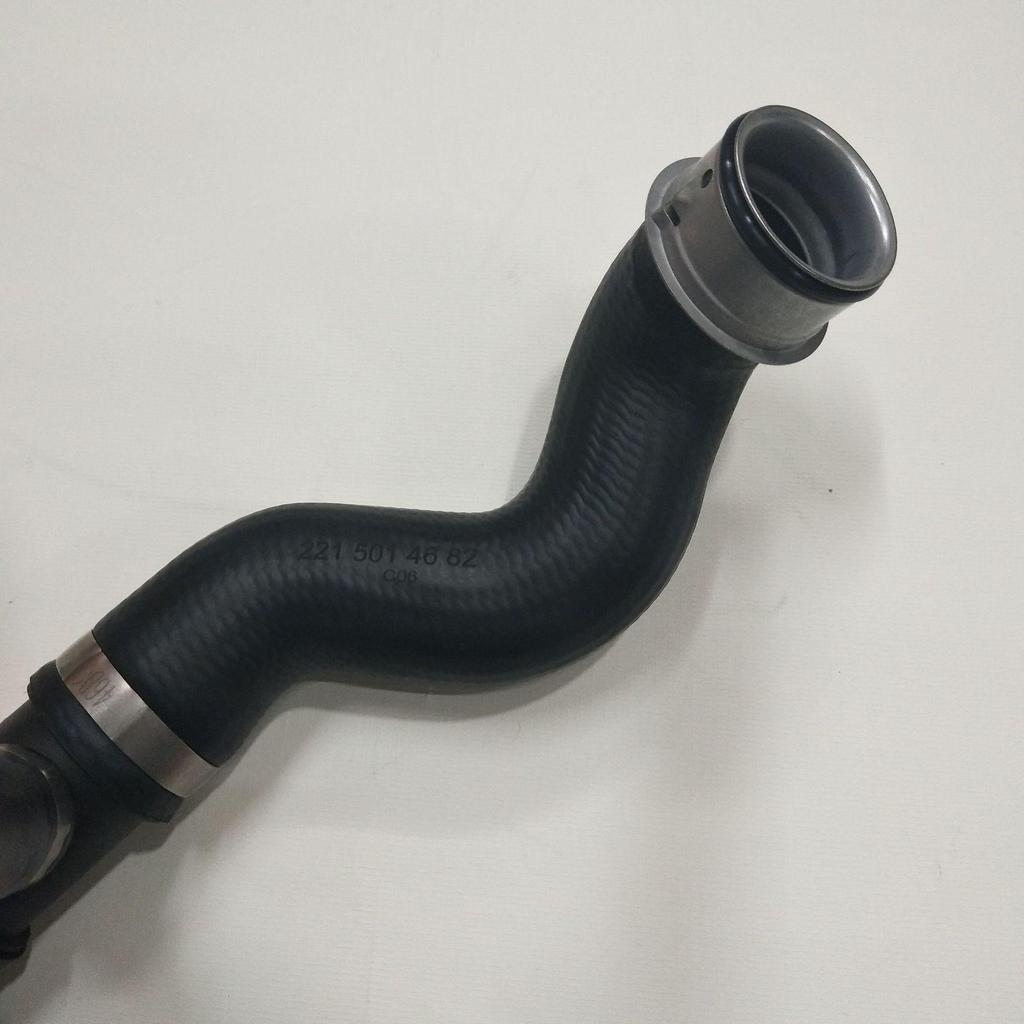 Upper Radiator Hose for Mercedes W221 S550/CL550
