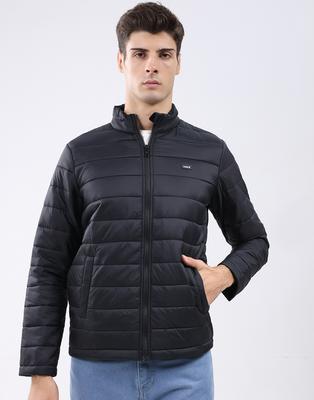 מעילים וג'קטים – מעילים