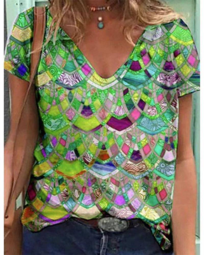 Summer Women's New Amazon Painted V-neck Printed Short Sleeved T-shirt