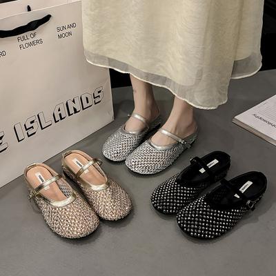 French Outer Wear One Word with Bag Head Half Slippers Women's Summer 2025 New Hollow Round Head Flat Bottom Shallow Mouth Sandals