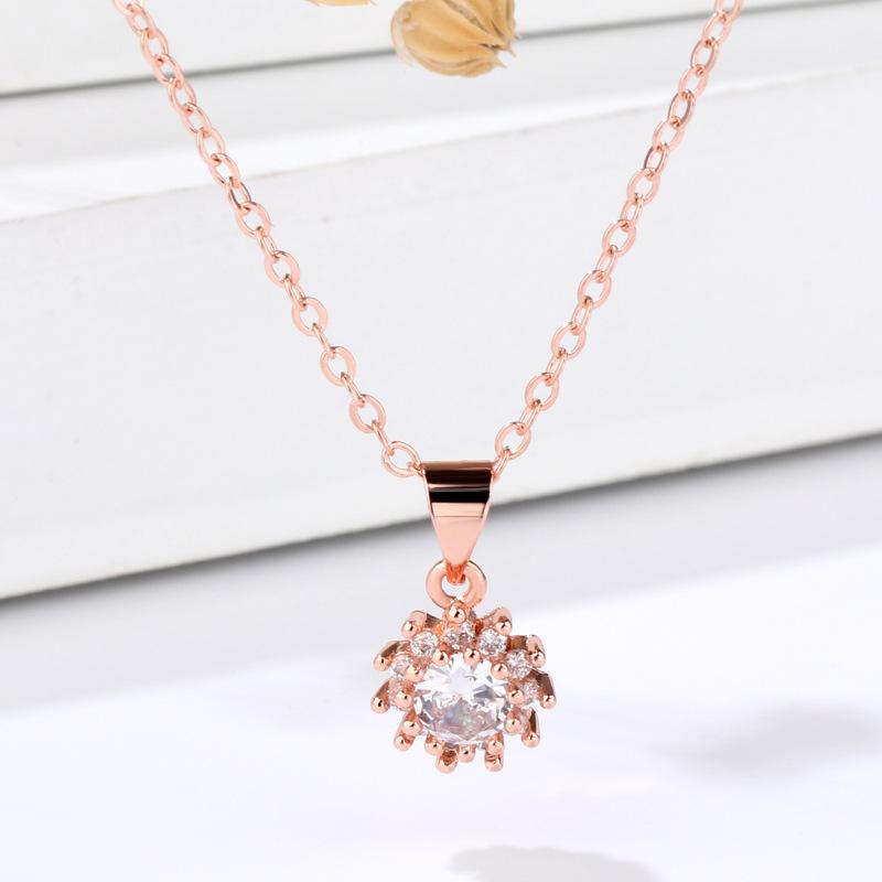 Temperament Style Personality Diamond-Encrusted Round Necklace Pendant Female Simple Collarbone Chain Jewelry Premium