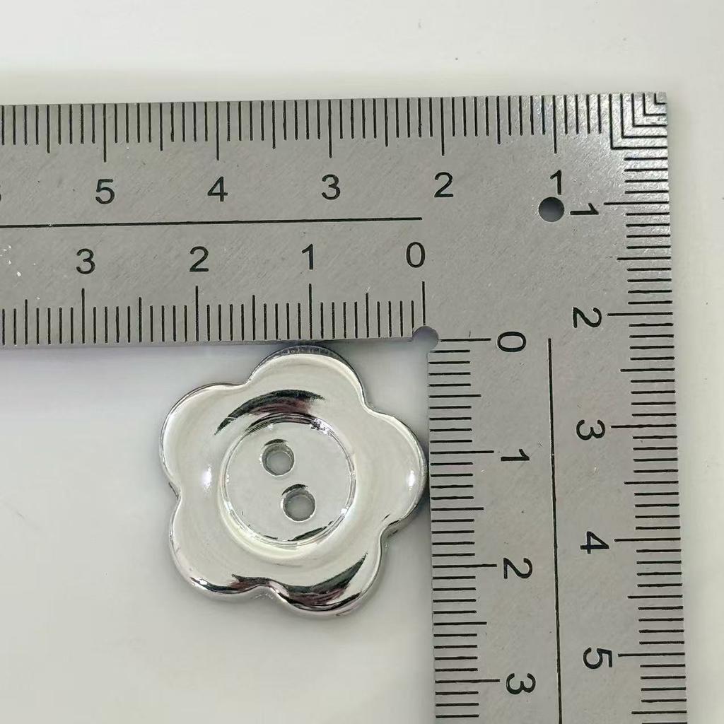 10pcs Metallic Flower Strawberry Fruit Buttons for DIY Crafts Phone Case Sewing Dress Sweater Skirt Decoration Accessories