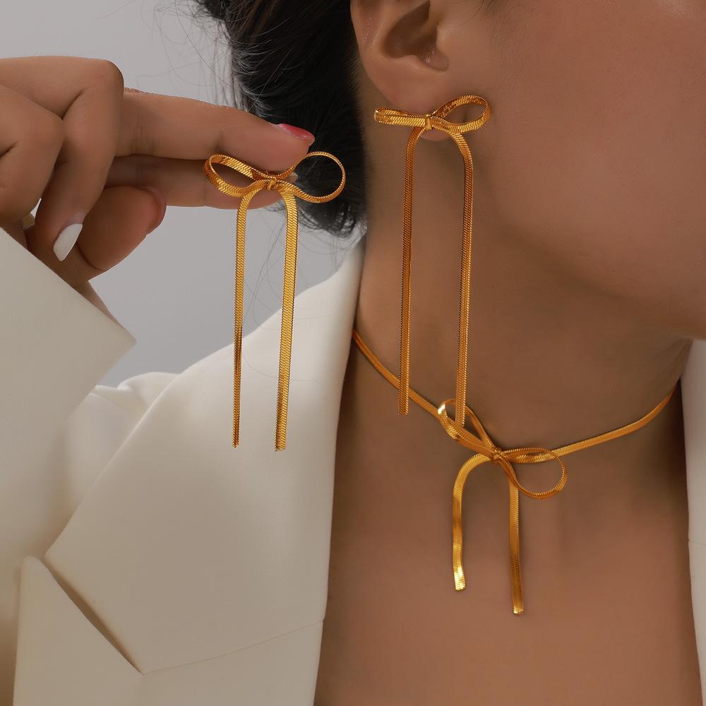 Trendy Bow Earrings & Jewelry Set: Niche Metal Design