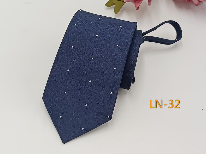 

Мужской профессиональный полосатый жаккардовый галстук на молнии (7см) - Окрашенная пряжа и легко растягивающаяся