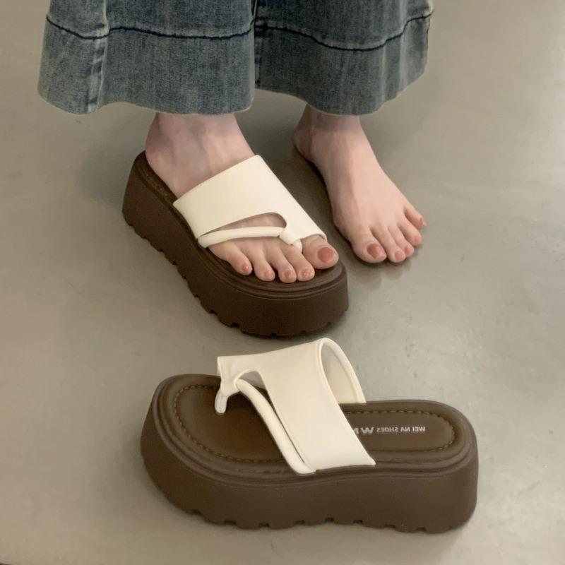 Thick-soled Height-increasing Women's Sandals New Styles of Beach Hermitage Shoes Slippers