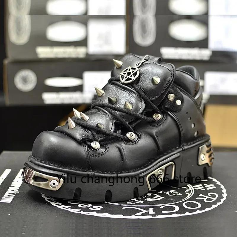 Thick Sole Star Metal Rivet Short Boots New Street Punk Rock Lace-Up Sports Shoes Black Fashion Women's Casual Motorcycle Boots