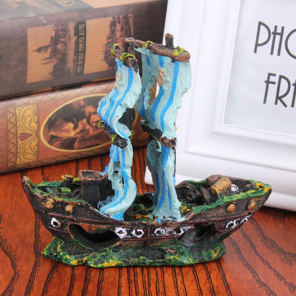 Aquarium Resin Pirate Ship Decoration – Sunken Sailboat & Hiding Spot