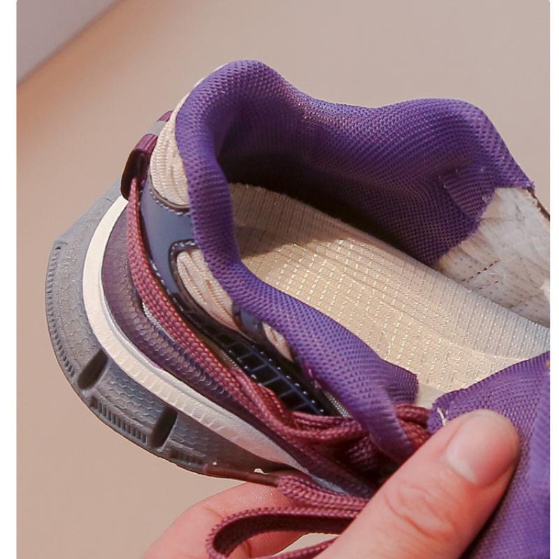 Neuer Herbststil Mesh Atmungsaktiver Riemen Papa Schuhe für Jungen und Mädchen Weiche Sohle Rutschfeste Laufschuhe