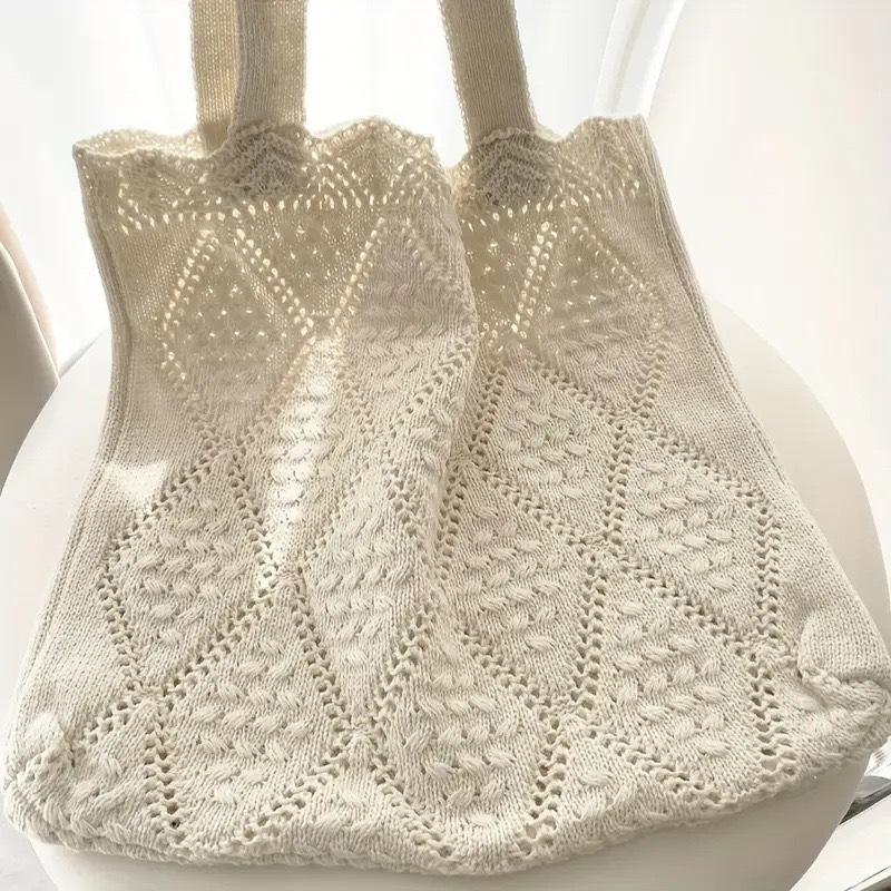 Versatile Knit Shoulder Bag for Travel & Leisure