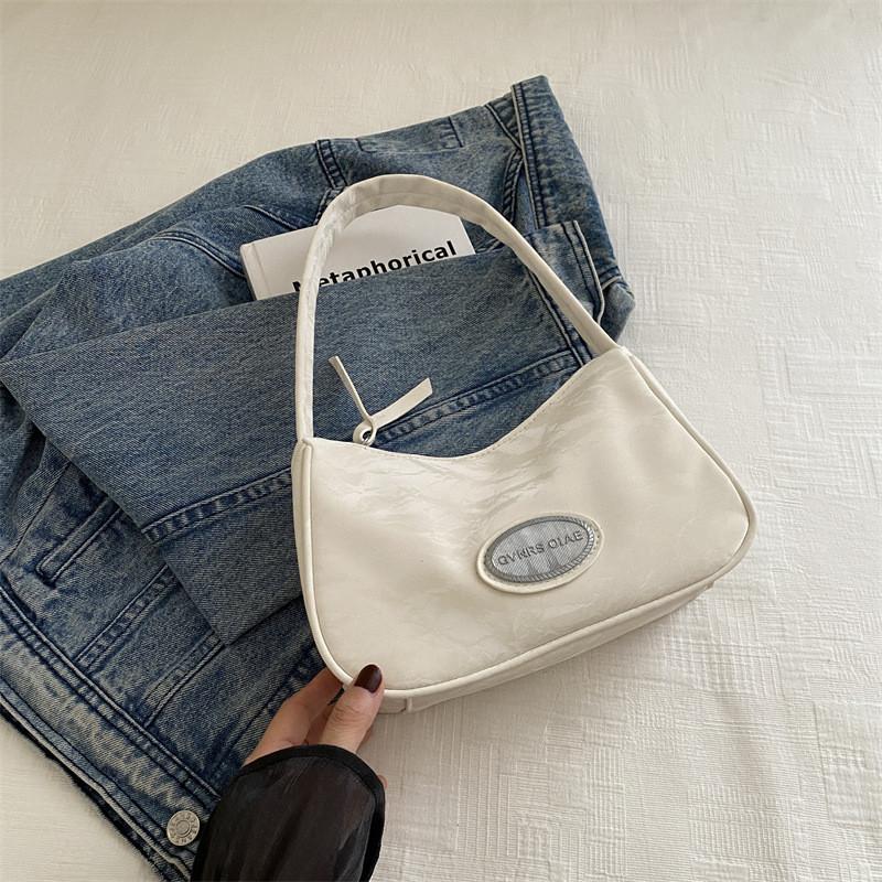 

Chic Womens Summer Sling Bag In Canvas Featuring Unique Crescent Design For Everyday Use білий