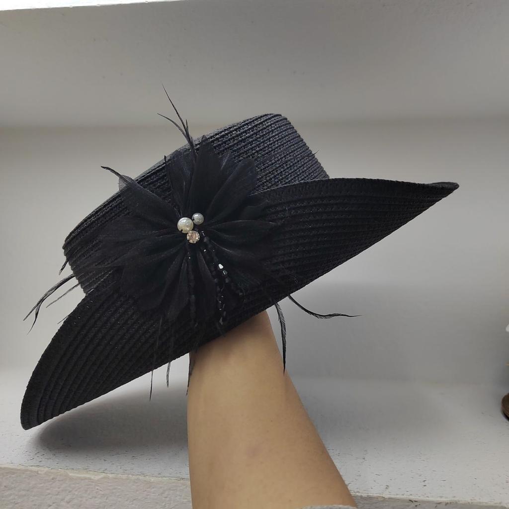 Summer Elegant Top Hat Grass Hat Versatile Pearl New Fashion Sunscreen and Sunshade Hat Flower Hat Beach