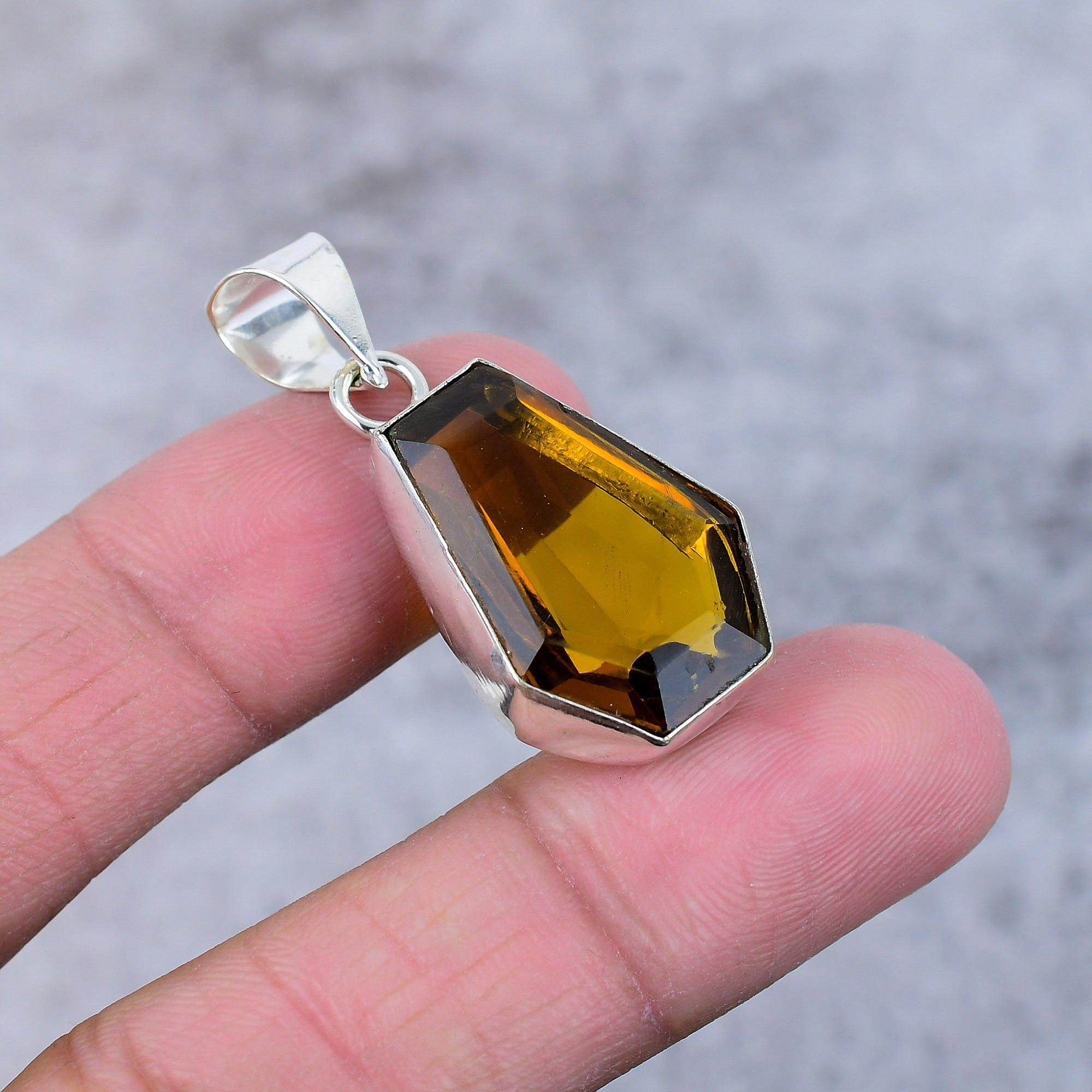 

Honey Topaz Gemstone Handmade 925 Steling Silver Jewelry Pendant 1.58 M-380