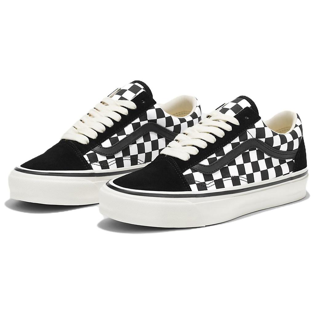 New Vans Premium Old Skool Anti Slip Wear Resistant Low Top Skateboard Shoes Unisex Black White VN000D56BZW