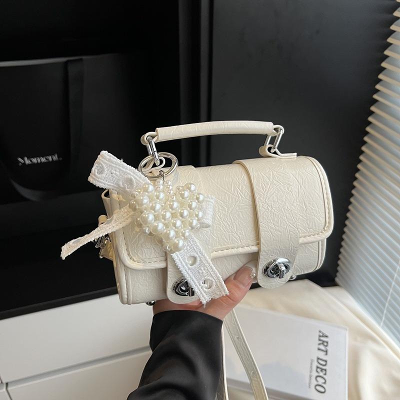 Versatile Hand Carry Small Bag Women's New Trendy Fashion Texture Pillow Bag High-end Single Shoulder Messenger Bag