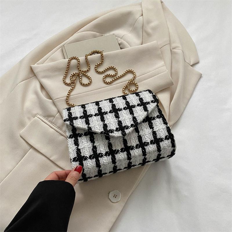 Fashionable Pu Leather Crossbody Bag Fall 2023 Trendy Shoulder Bag With Chain