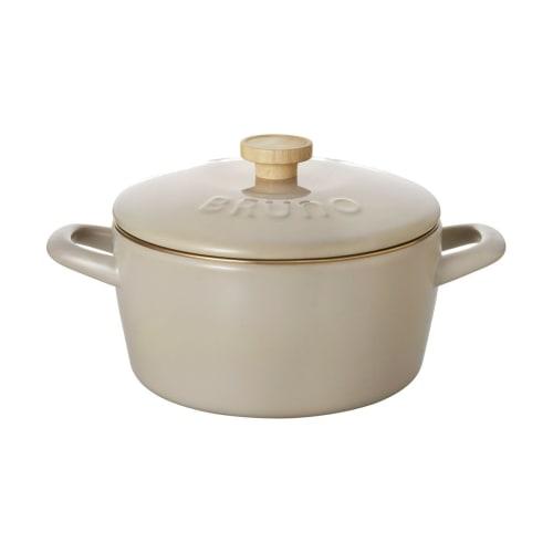 Bruno Fuji Enamel 20cm Double-Handled Pot, BHK280 [6760926] Greige