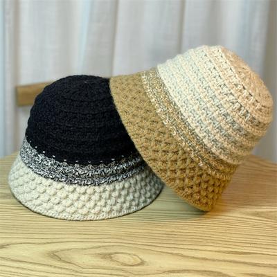 כובעים – כובעים