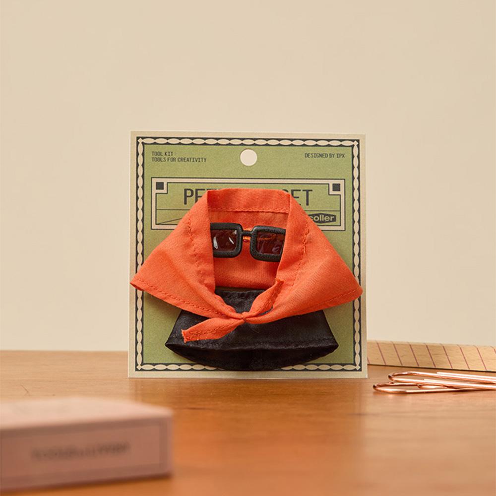 LINE FRIENDS Petit Closet Scarf