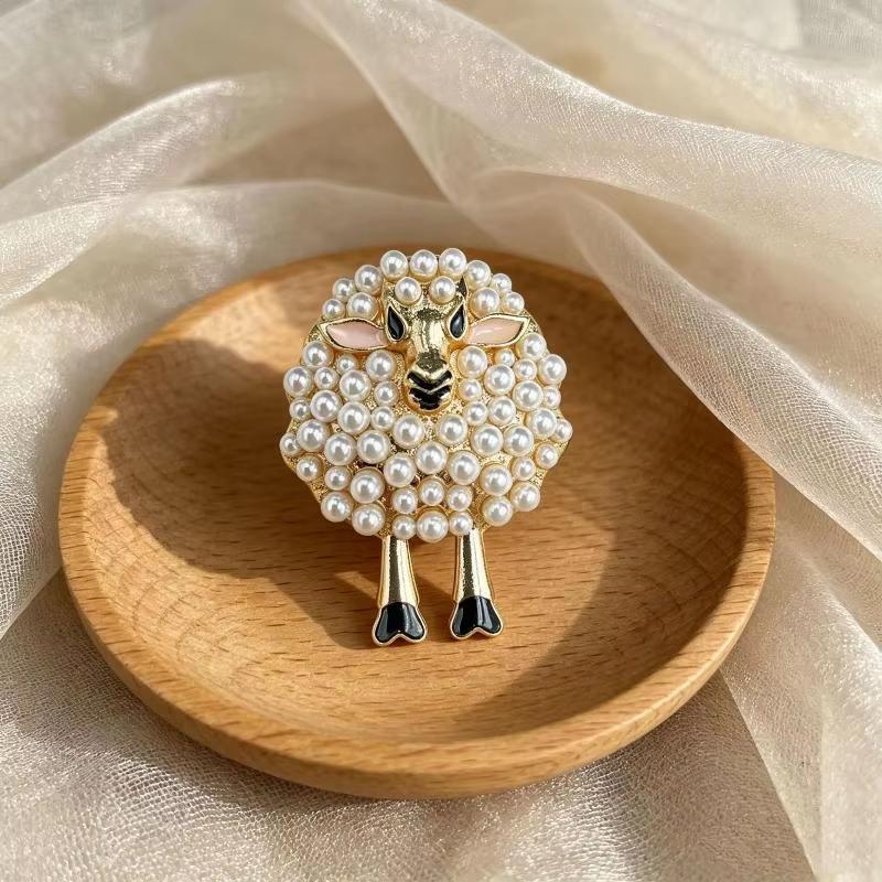 Imitation Pearl Sheep Animal Brooch Pin 1Pcs for Women Elegant Design for Wedding Party Coat Bag Decoration Gift