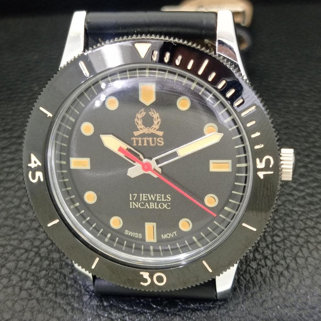 Käsitsi üleskeeratav VINTAGE TITUS SWISS MEESTE PÖÖRATAVA BEZELIGA MUSTA NUMBRILAUAGA KELL a700244-5 R202-a700244