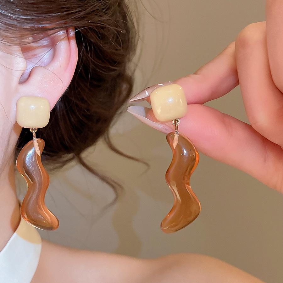 Vintage Color Block Resin Drop Earrings Women Irregular Wavy Dangle Earrings Fresh Cute Sweet Daily Wear Holiday Jewelry Gifts