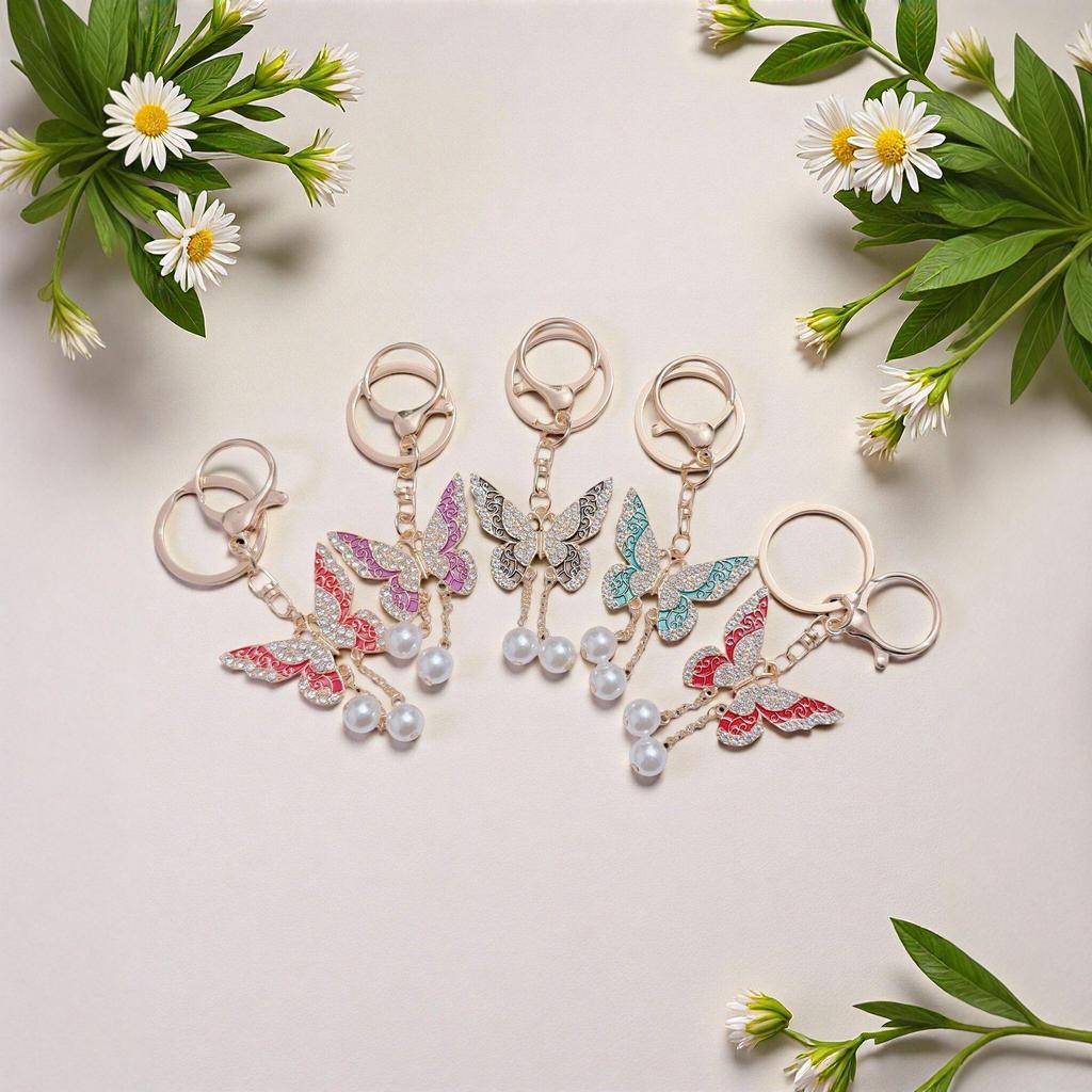 Butterfly Rhinestone Tassel Keychain: Elegant Pendant Gift for Women