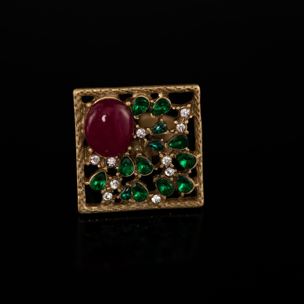 Medieval Copper Alloy Ring, Retro Court Style, High Sense Female Designer Temperament, New Ring