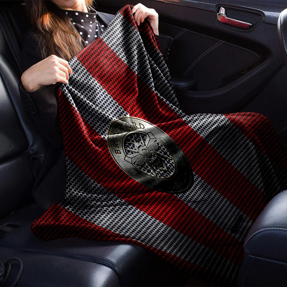 Brent-ford Football Club Crest Flannel Blanket, Soft Polyester, Modern Design, All-Season for Camping, Travel, Gifts for Holidays or Birthdays