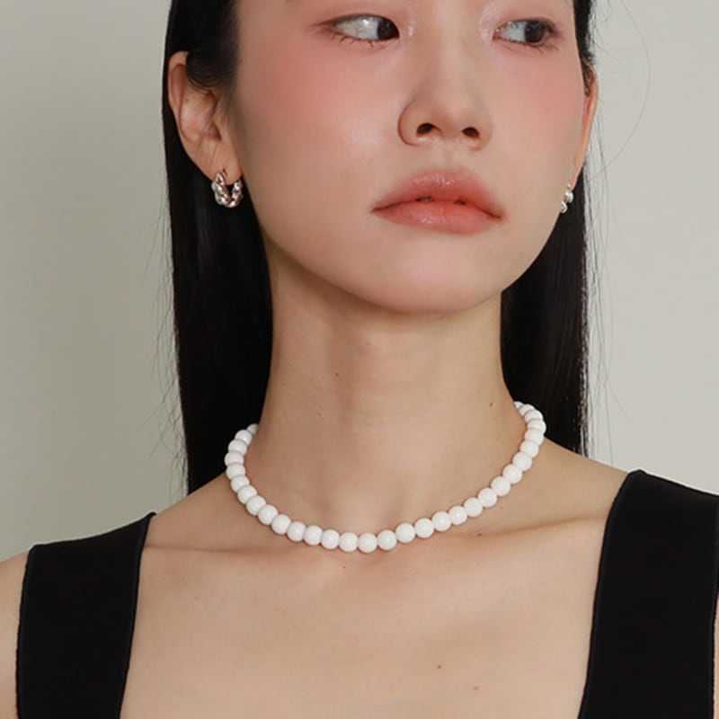 

Less is more white gemstone ball necklace free