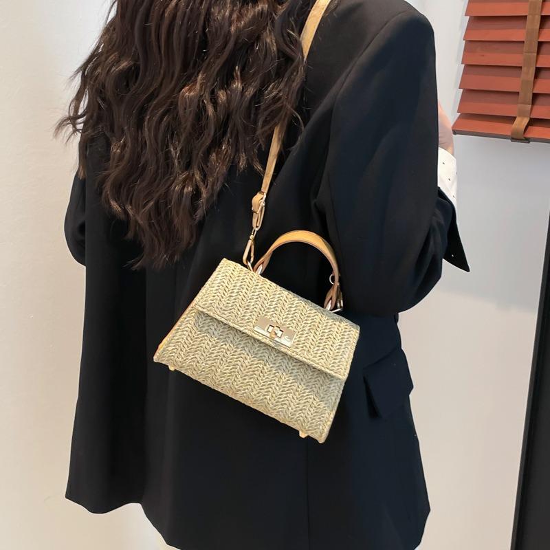 Summer Straw-woven Beautiful Small Square Bag New Simple and Fashionable Portable Shoulder Messenger Bag Temperament Advanced Texture