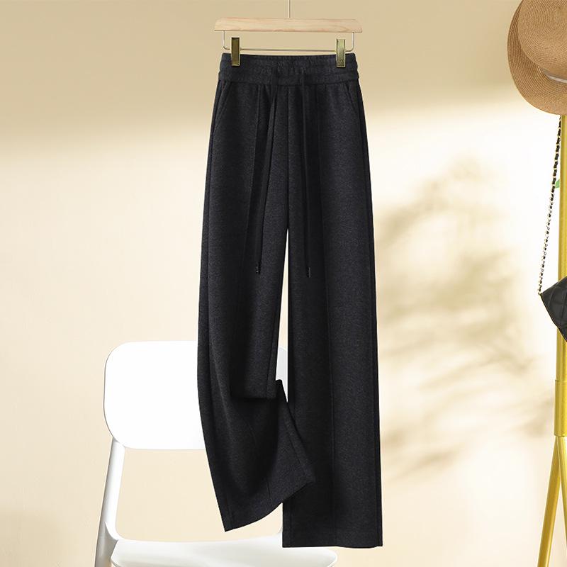 

Women s High-Waisted Dark Blue Sickle Jeans - Slimming, Plus Velvet, Straight-Leg Harem Pants for Spring, Autumn, and Winter 2025. 31 (135-145 lbs)